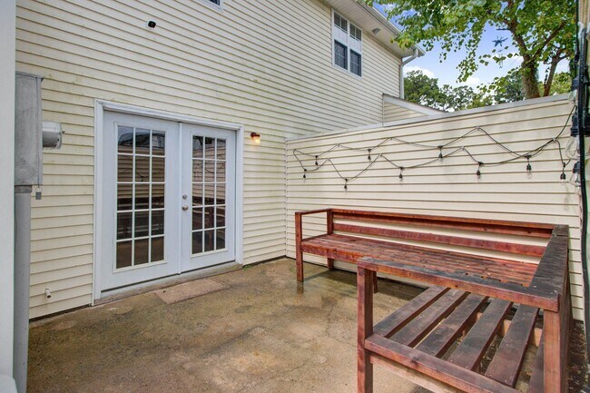 Building Photo - 235 Stefan Drive, Charleston, SC 29412 - 2...