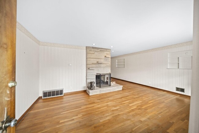 Foto del edificio - 1565 Garywood Ave