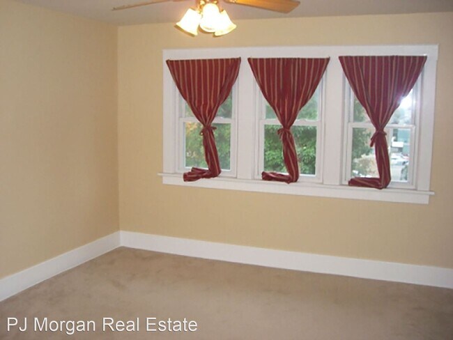 Foto del edificio - 3 br, 2 bath House - 5022 Capitol Ave