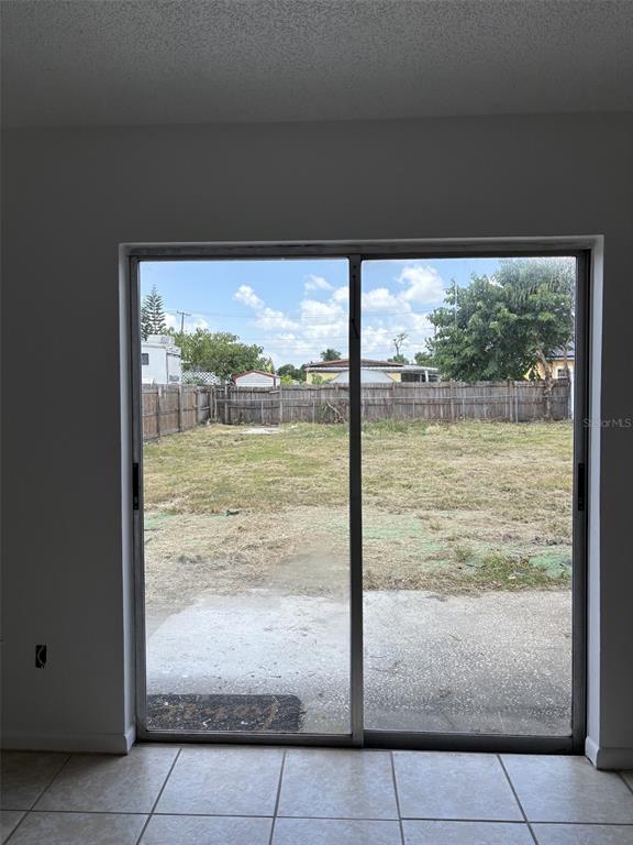 Foto del edificio - 2119 W Okaloosa Ave