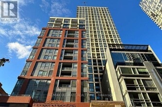 Building Photo - 108 Peter St