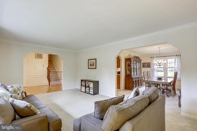 Foto del edificio - 2312 Kaywood Ln