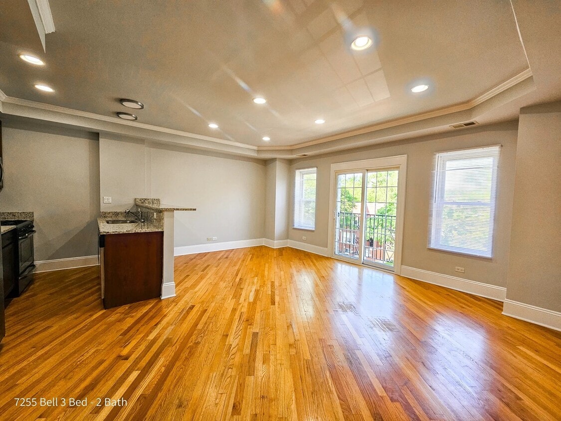 Photo - 7257 N Bell Ave (Chicago, IL)
