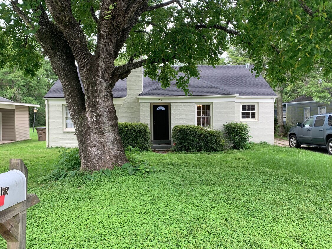 165 Dunn Ave, Mobile, AL 36606 House Rental in Mobile, AL