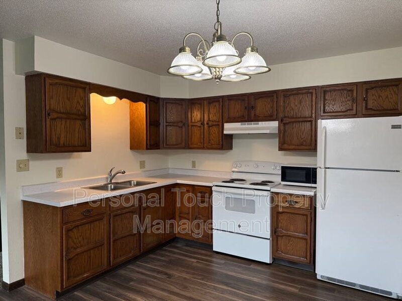 Foto principal - 1050 Front St