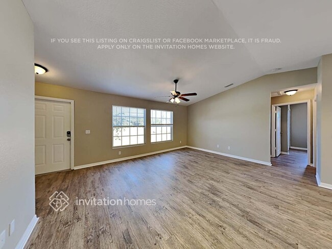 Foto del edificio - 2967 E Price Blvd