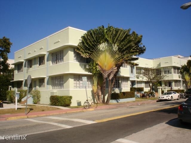Primary Photo - 1045 8th St