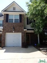 Building Photo - 47 Weslyn Park Dr