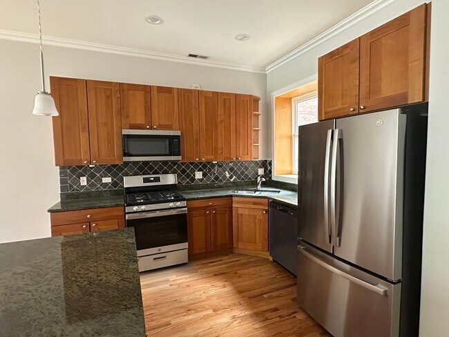 Foto del edificio - 4824 S King Dr