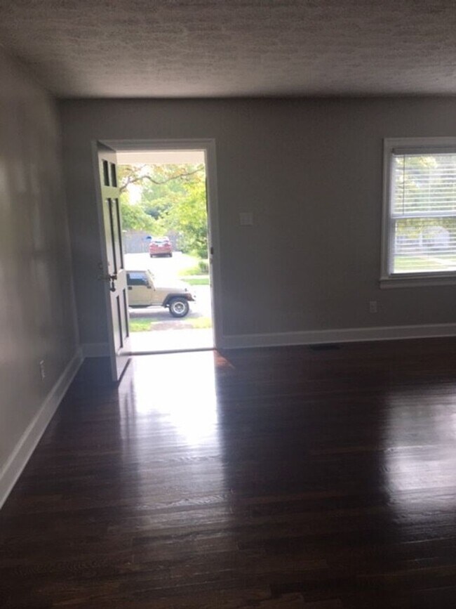 Building Photo - Updated Single Family Home