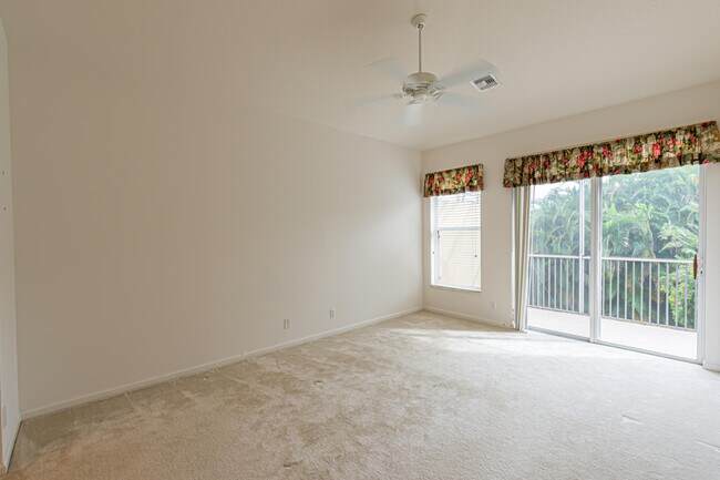 Building Photo - 7009 Torrey Pines Cir