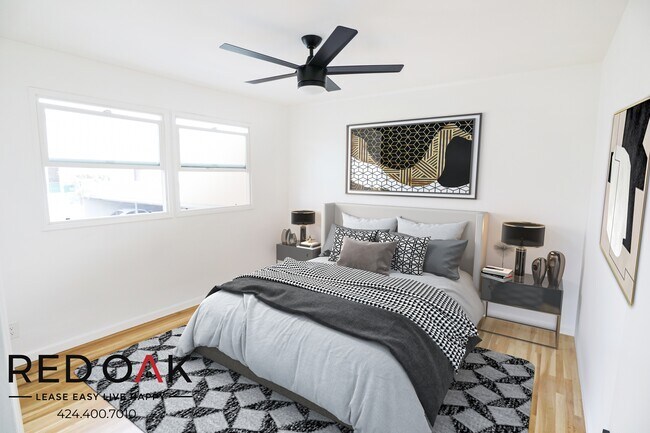 Building Photo - Fantastic Two Bedroom with Spacious Rooms,...