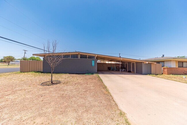 Foto del edificio - 2901 Nabors Ln