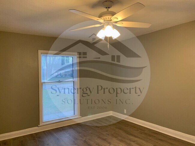 Foto del edificio - 560 W Townview Cir