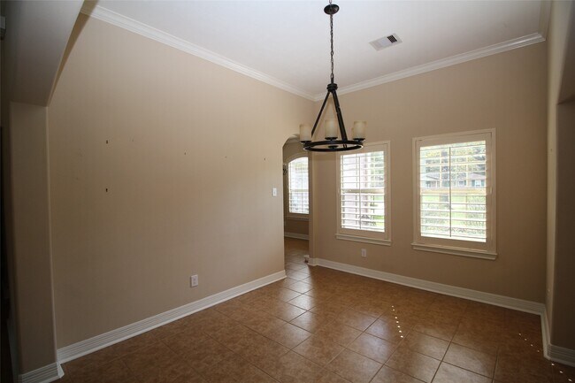 Foto del edificio - 1504 Glen Oaks Dr