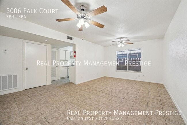 Building Photo - 3006 Falk Ct