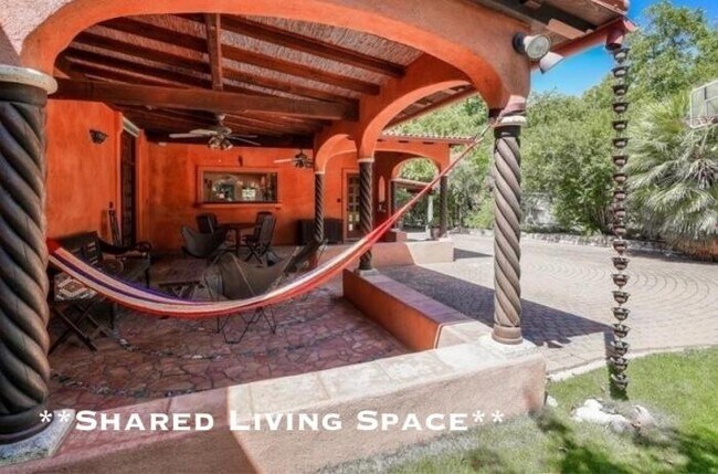 Foto del edificio - bedroom in Los Angeles CA 90048