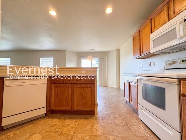 Foto del edificio - 5849 Turnstone Pl