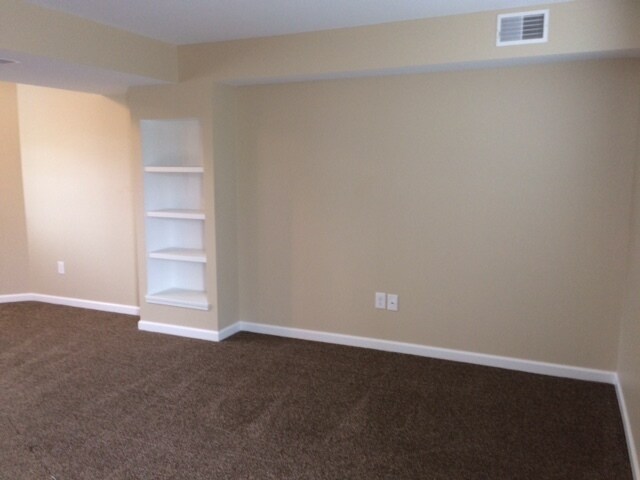 Foto del edificio - UPDATED 2 BEDROOM DUPLEX HOMES FOR LEASE! ...