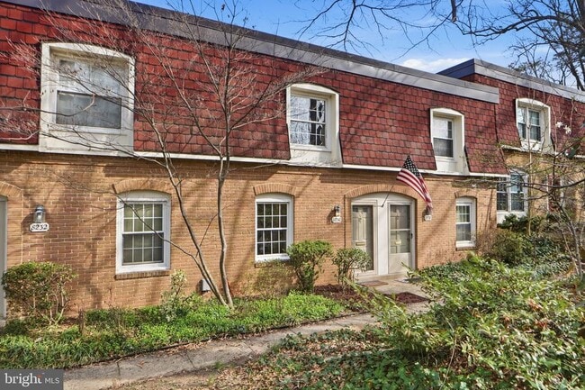 Foto del edificio - 8230 Carrleigh Pkwy