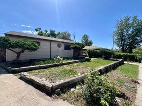 Building Photo - 5416 Cody St