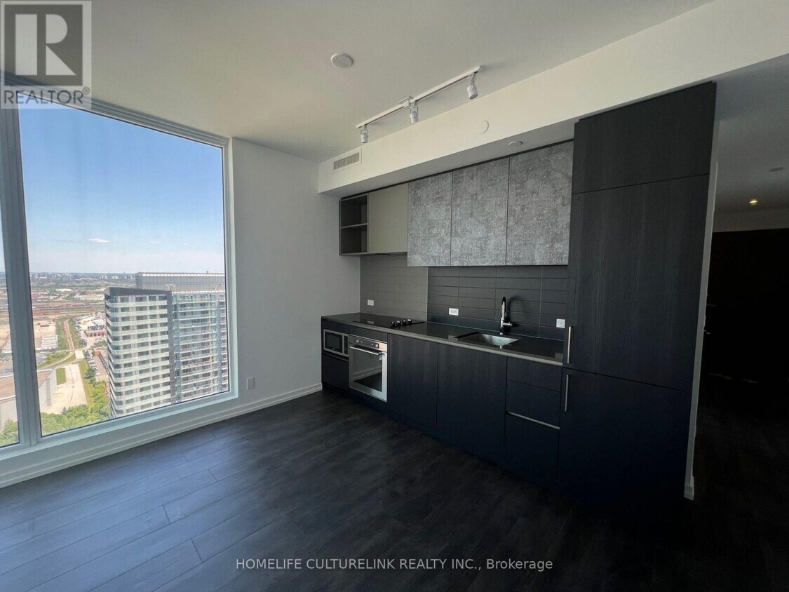 Photo principale - 1000-1000 Portage Pkwy