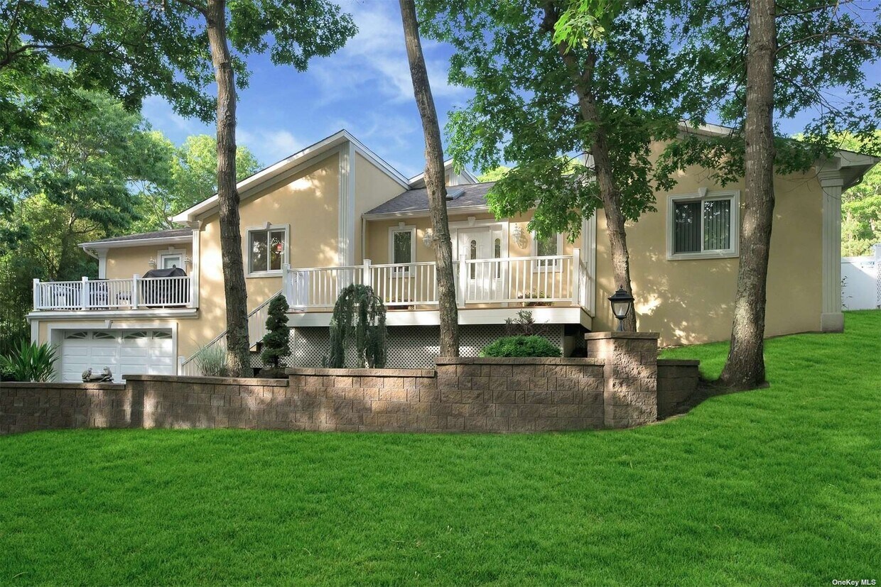 Primary Photo - 21 Hildreth Rd S