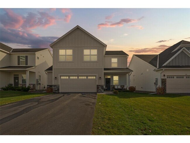 Foto del edificio - 2722 Jaber Ave NE