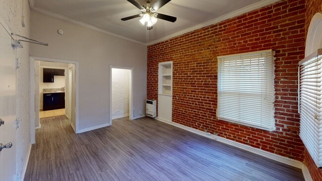 Interior Photo - Cherokee Apts... Spacious Apartments in the Heart of Hollywood! CALL NOW!