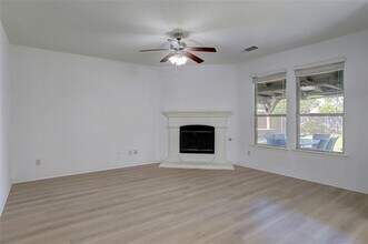 Building Photo - 432 Hideaway Rd