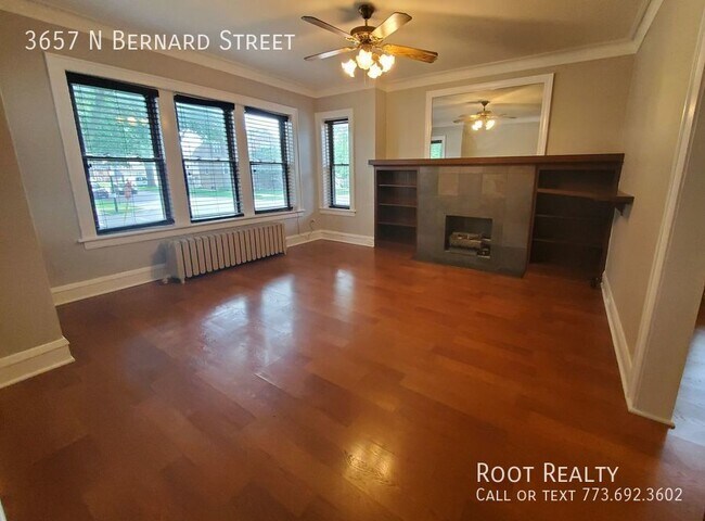 Building Photo - Irving Park East – Updated 2-Bedroom / 1-B...