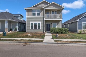 Building Photo - 223 Clearlake Dr