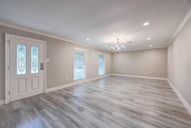 Building Photo - 5007 Yarwell Dr