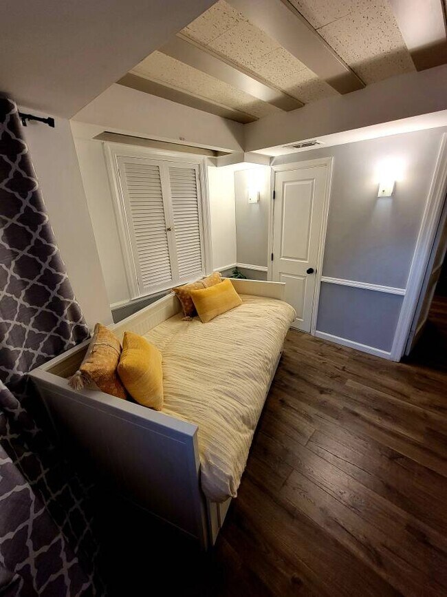 Foto del edificio - 127 Sun Haven Dr