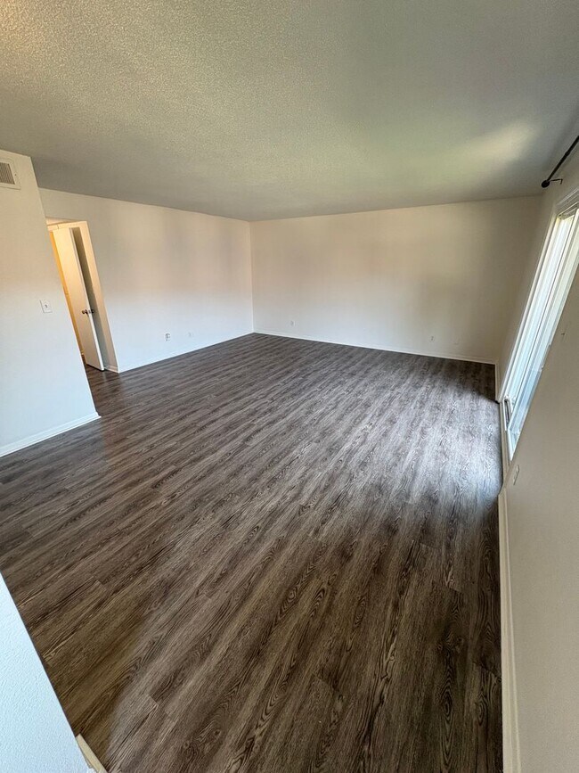 Foto del edificio - 6224 Robinson St