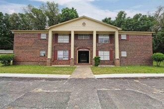 Building Photo - 10151 Guidy Ln