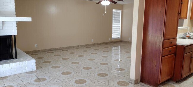 Foto del edificio - 10610 Berthound Dr