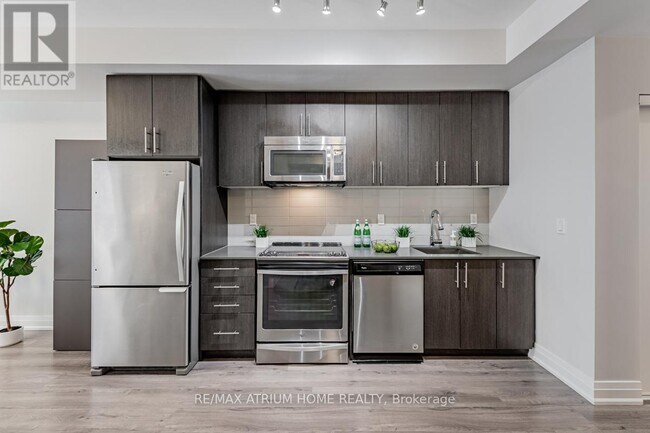 Photo du bâtiment - 780-780 Sheppard Ave E