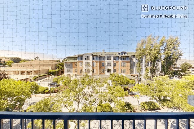 Foto del edificio - 1099 Admiral Ct