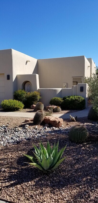 Primary Photo - 1536 Fairway Village Dr