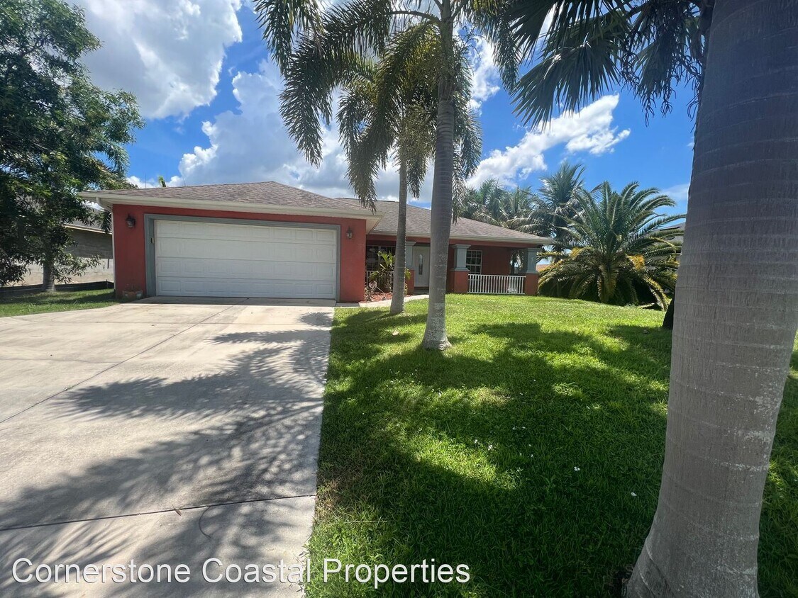 Primary Photo - 3 br, 2 bath House - 202 Diplomat Pkwy E