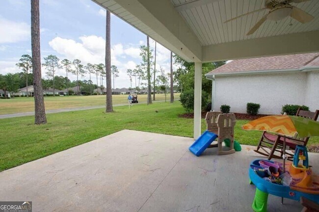 Foto del edificio - 223 Laurel Landing Blvd