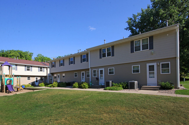 Building Photo - Cascade Apartments