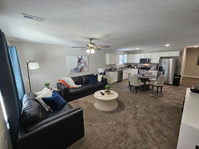 Foto del edificio - Cute New Construction Wilmington Ranch