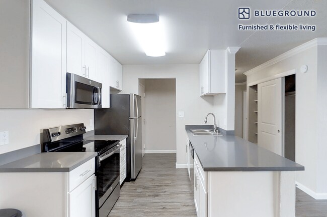 Foto del edificio - 335 Tideway Dr