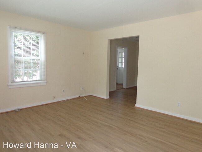Foto del edificio - 2 br, 1 bath House - 4616 Coronet Avenue