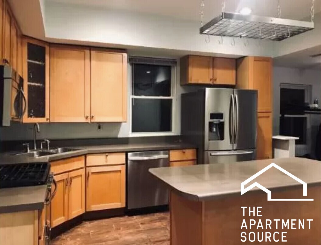Foto principal - 2630 N Monticello Ave