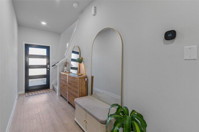 Foto del edificio - 123 Alset Dr