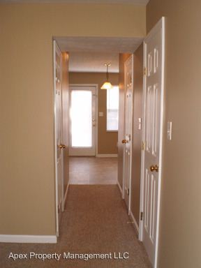 Building Photo - 9130 Cedarpark Ln