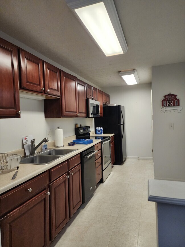 Building Photo - 3126 Alexander Pl